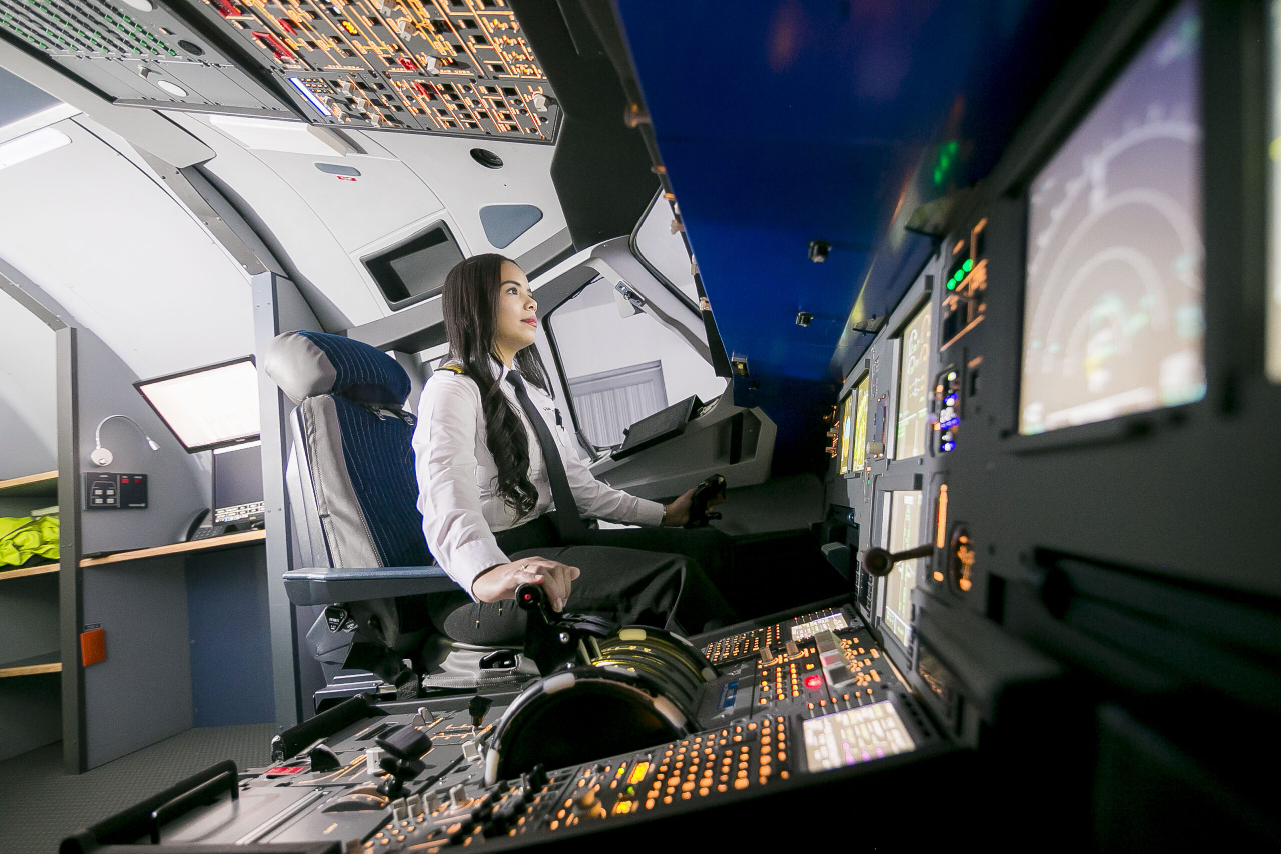 MCC - APS - curso de transición a la aerolínea Halcones Aviation School